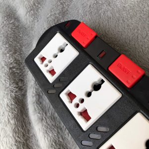 Ổ cắm Điện Quan 003A-04 (6 lỗ 3 chấu) (Sao chép)