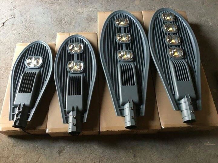 Đèn đường LED 100W hình lá 2 mắt Usan 2 Đèn đường LED hình lá 100W 2 mắt USAN