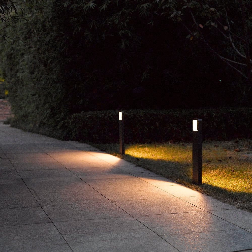Đèn sân vườn LED 7W màu đen 3000K vàng Panasonic NGL2723 2 Đèn sân vườn LED chiếu chân NSL2782 Ánh Sáng Vàng (Sao chép)