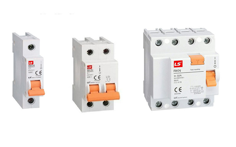 Hướng dẫn đấu aptomat 3 pha sang 1 pha đơn giản nhất 1 Aptomat 1 Pha Va Aptomat 3 Pha
