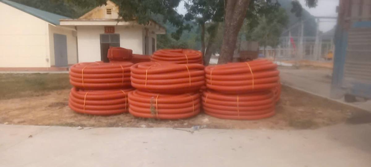 Ống luồn dây nhựa xoắn HDPE D160/125 HECICO 3 Ống luồn dây nhựa xoắn HDPE D160/125 HECICO - Ảnh 3